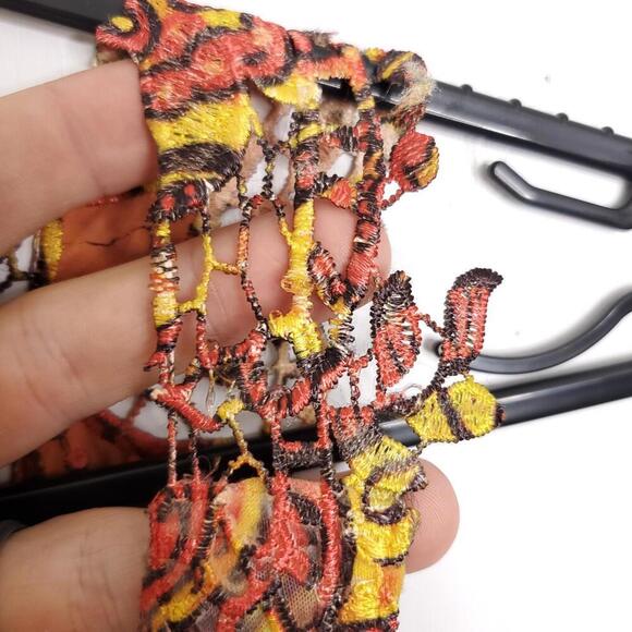 One World Top Womens XL Cutout Embroidered Sleeves Artsy Abstract Sequin Neck - Picture 6 of 12